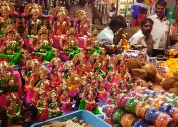 Indian traders trade Rs 42,000 crore in Diwali market, China loses Rs 40,000 crore
