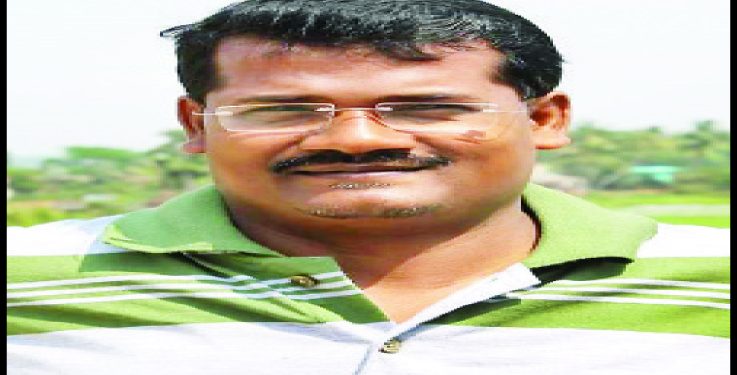 The veterinarian was caught taking a bribe of two and a half thousand