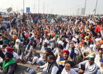 Agriculture Minister Narendra Singh Tomar will urge the farmers to work with the Center to end the agitation