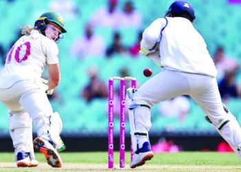 Australia 14/2 on Labour’s first day interrupted by rain: Labusan, Pakski handle