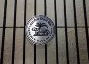 Private banks are allowed to do business, with four bank officials protesting