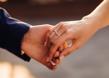 Promise Day: ଭାଲେଣ୍ଟାଇନ୍ସ ଓ୍ବିକ୍‌ର କ’ଣ କହେ ଏହି ୫ମ ଦିନ