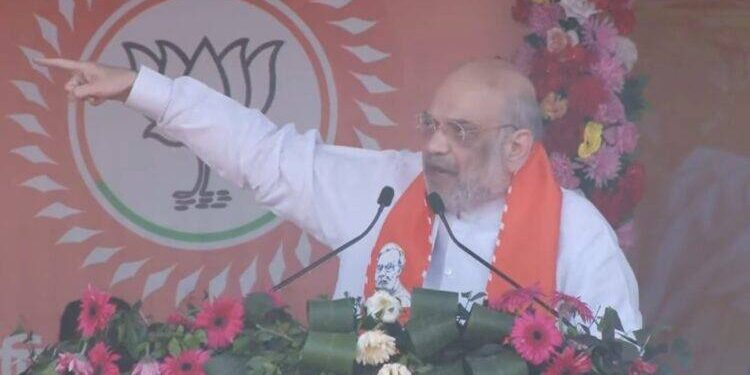 Sonia wants Rahul to be Prime Minister and Lalu wants Tejashwi to be Chief Minister: Shah